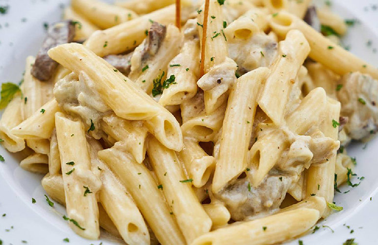 Classic quattro formaggi pasta sauce - WYZA